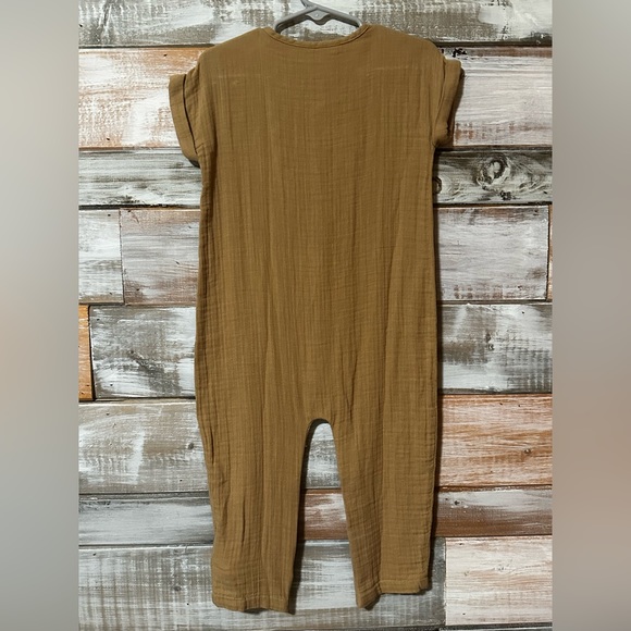 Baby Gap Short Sleeve Gauze Jumpsuit - Picture 5 of 5